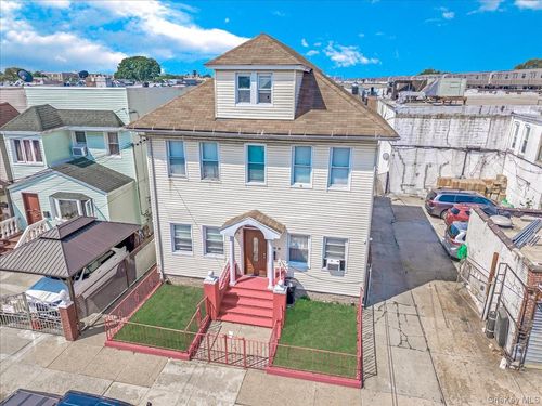 104 108th St, South Richmond Hill, NY, 11419-2404 | Card Image