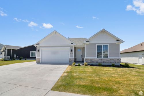 406 W 3025 S, Nibley, UT, 84321-7023 | Card Image