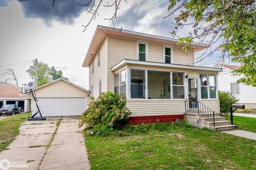 7 S 5th St, Marshalltown, IA, 50158-2536 | Card Image