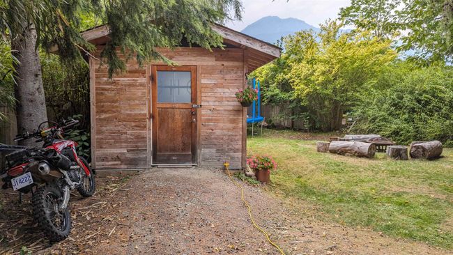 40349 Park Crescent, House other with 3 bedrooms, 1 bathrooms and 3 parking in Squamish BC | Image 32