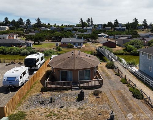 34500 G St, Ocean Park, WA, 98640-5821 | Card Image
