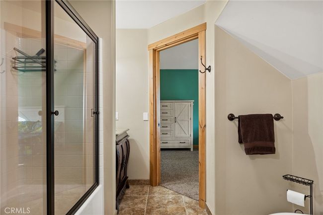 29230 Lakeview Ln, House other with 3 bedrooms, 3 bathrooms and null parking in Cedar Glen CA | Image 17