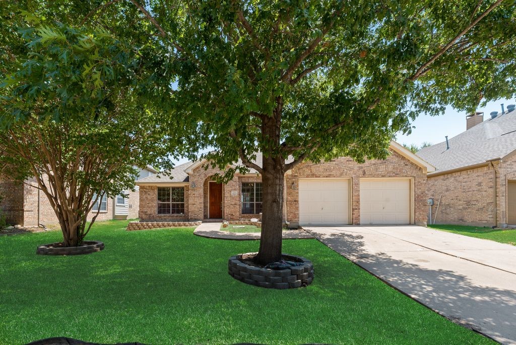 Residential Lease in Little Elm 3