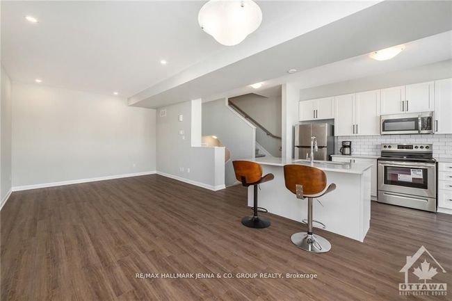 520 Galmoy Way, House attached with 2 bedrooms, 2 bathrooms and 2 parking in Nepean ON | Image 13