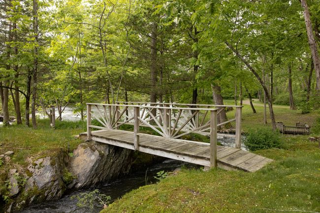 View of wooden terrace | Image 30