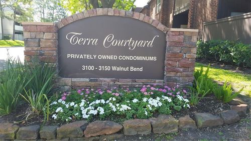 apt-218-3100 Walnut Bend Ln, Houston, TX, 77042-4772 | Card Image