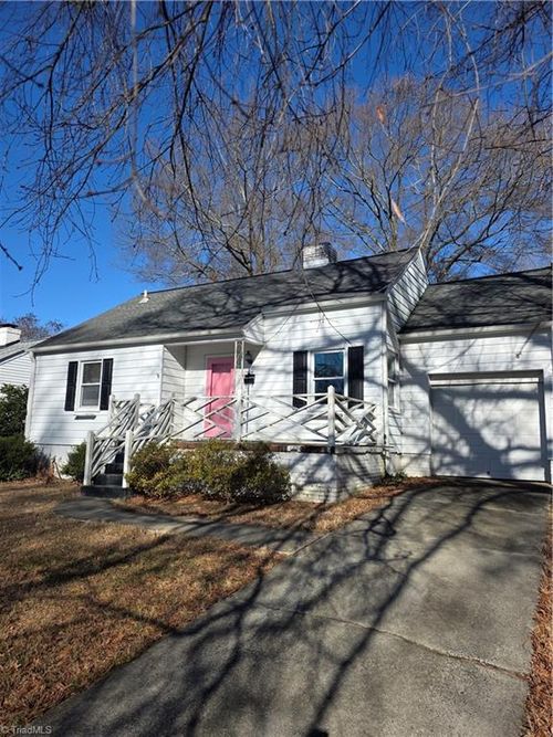 208 W Newlyn Street, Greensboro, NC, 27408 | Card Image