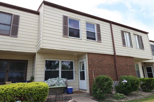 5409 Byrd Ave, RACINE, WI, 53406-4805 | Card Image