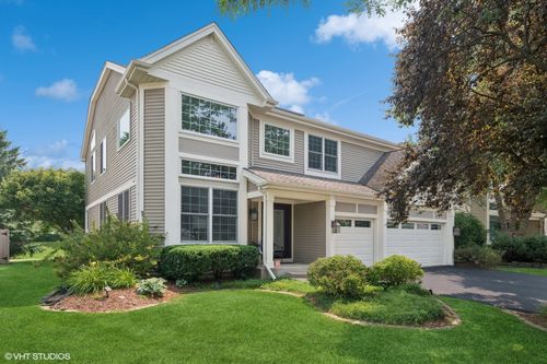 1085 Village Ln, Gurnee, IL, 60031-6121 | Card Image