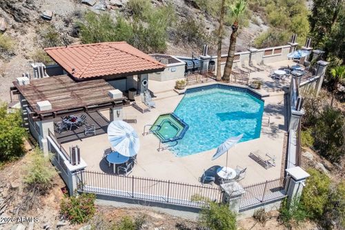 248-7557 N Dreamy Draw Dr, Phoenix, AZ, 85020-4651 | Card Image