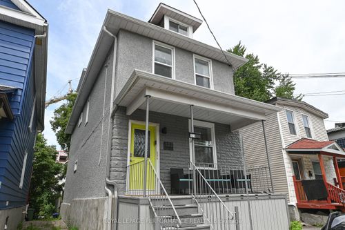 3-123 Pamilla St, Ottawa, ON, K1S3K9 | Card Image