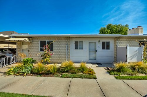 44-397 W 400 N, Bountiful, UT, 84010-6923 | Card Image