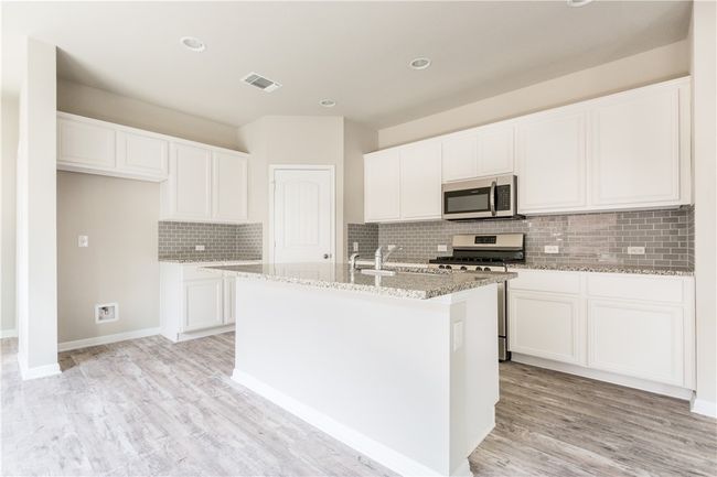 1523 Autumn Sage Way, House other with 4 bedrooms, 3 bathrooms and 2 parking in Round Rock TX | Image 7