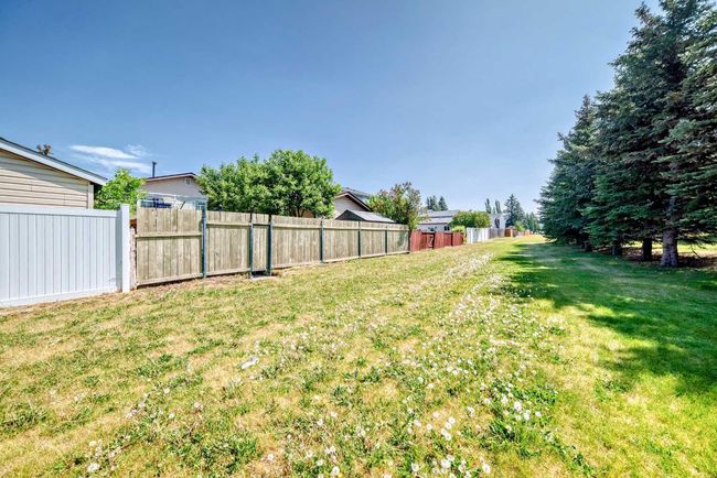 440 Big Springs Drive Se, House other with 3 bedrooms, 2 bathrooms and 1 parking in Airdrie AB | Image 44