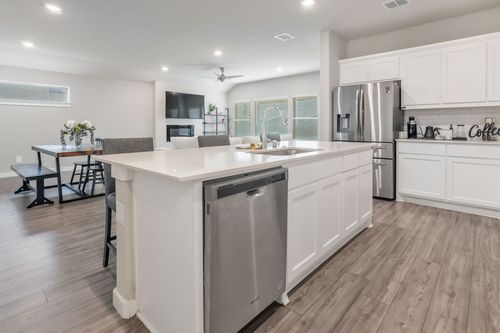 10553 Takala Dr, Fort Worth, TX, 76179-1058 | Card Image