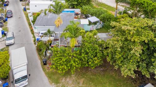 2255 Ne 137th St, North Miami Beach, FL, 33181-1839 | Card Image