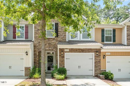 1213 Silver Beach Way, Raleigh, NC, 27606-4889 | Card Image