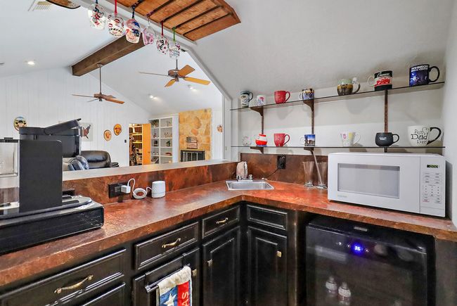 upstairs bar/coffee bar | Image 20