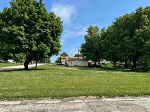 1109 W Mills St, Creston, IA, 50801 | Card Image