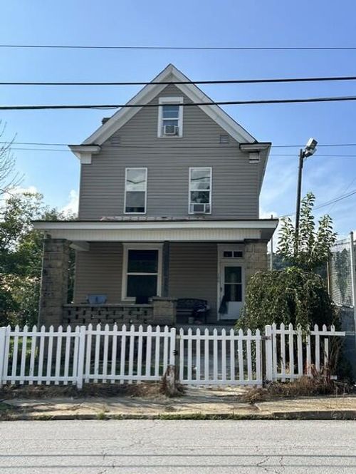 106 Edgington Lane, Wheeling, WV, 26003 | Card Image