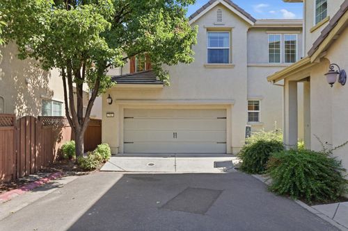 791 Equinox Loop, Lincoln, CA, 95648-2984 | Card Image
