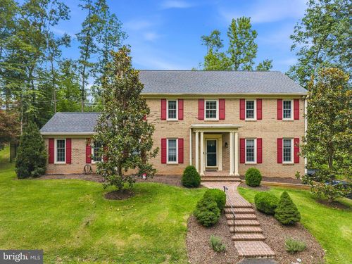 12126 Beaver Creek Rd, CLIFTON, VA, 20124-2115 | Card Image