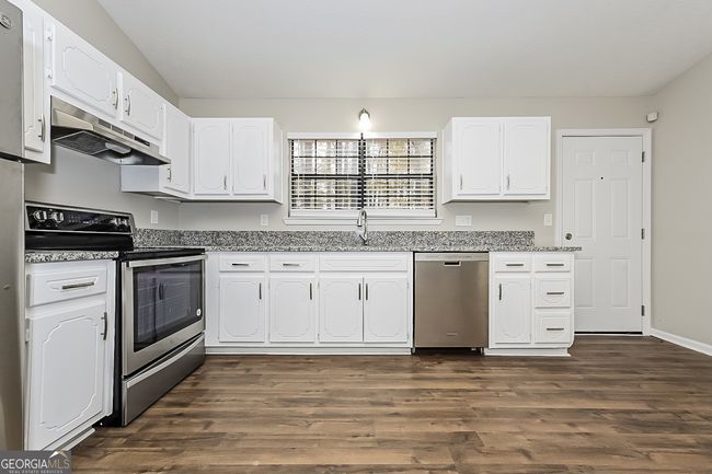 10301 Canyon Trl, House other with 3 bedrooms, 2 bathrooms and null parking in Jonesboro GA | Image 7