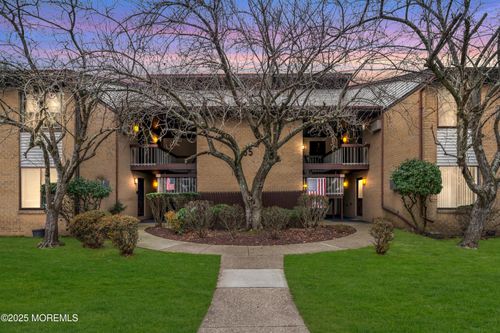 g-55 Amberly Dr, Manalapan, NJ, 07726-2161 | Card Image