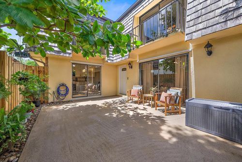226 Lake Arbor Dr, Palm Springs, FL, 33461-2159 | Card Image