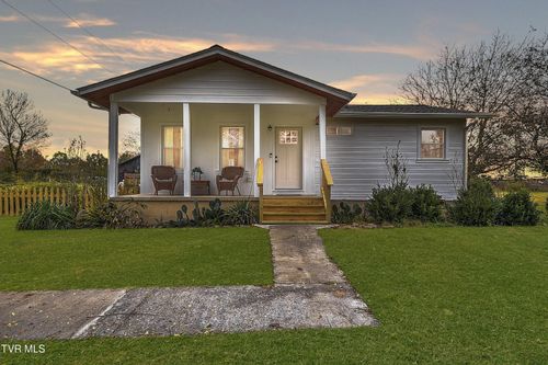 940 Shipp St, Kingsport, TN, 37660-5326 | Card Image