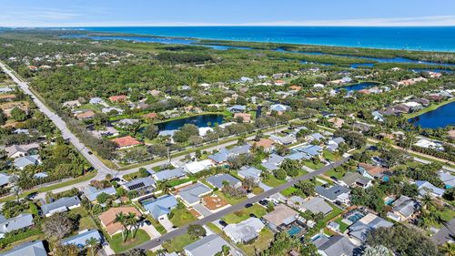 8061 Se Helen Terrace, Hobe Sound, FL, 33455 | Card Image