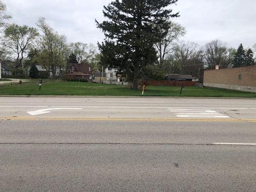 1002 Ogden Ave, Lisle, IL, 60532-1898 | Card Image