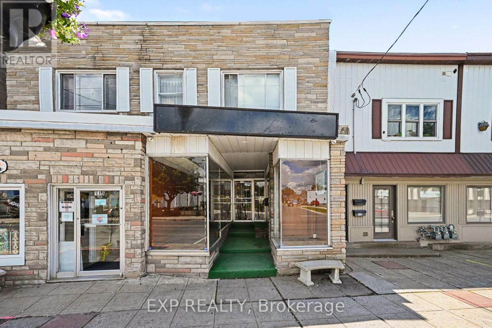 Commercial Lease in Cornwall 2