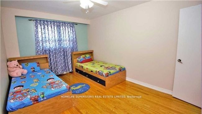 28 Bramhall Crt, House attached with 4 bedrooms, 3 bathrooms and 4 parking in Brampton ON | Image 18