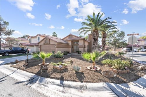 4837 Maryvale Dr, Las Vegas, NV, 89130-2085 | Card Image