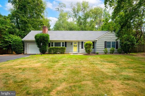 3 Manor Ave, PRINCETON, NJ, 08540-6417 | Card Image