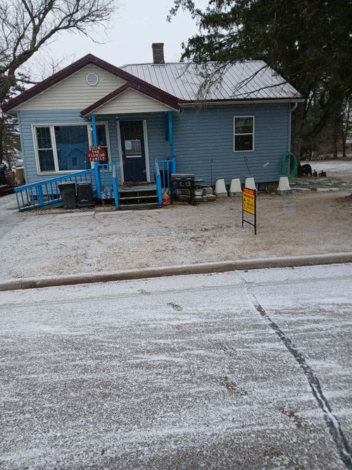 904 Washington St, Hawkins, WI, 54530-9543 | Card Image