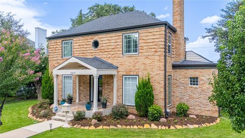 3217 Parkwood Dr, Houston, TX, 77021-1136 | Card Image