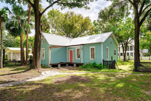 2301 N Central Ave, Tampa, FL, 33602-2423 | Card Image