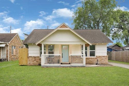 1519 Munger St, Houston, TX, 77023-4536 | Card Image