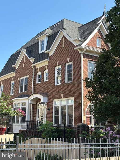 43702 Burning Sands Ter, LEESBURG, VA, 20176-8484 | Card Image