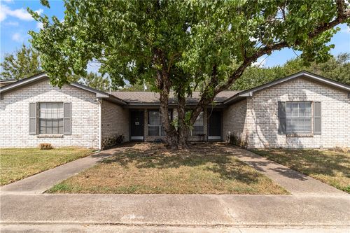 cs-1527 Hillside Dr, College Station, TX, 77845-5228 | Card Image