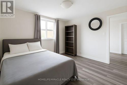 1-157 Bruce St, Kitchener, ON, N2B1Z2 | Card Image