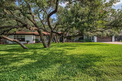 329 Meadowbrook Dr, San Antonio, TX, 78232-1133 | Card Image