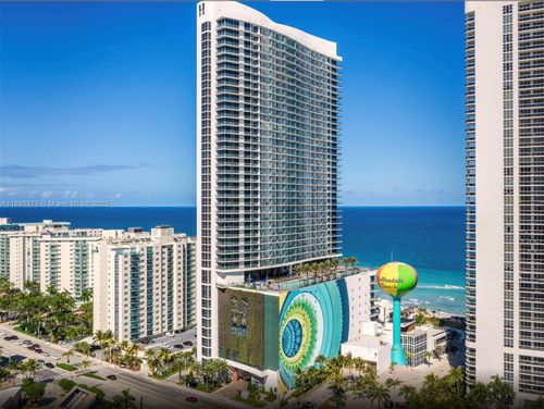 405-4111 S Ocean Dr, Hollywood, FL, 33019-3055 | Card Image