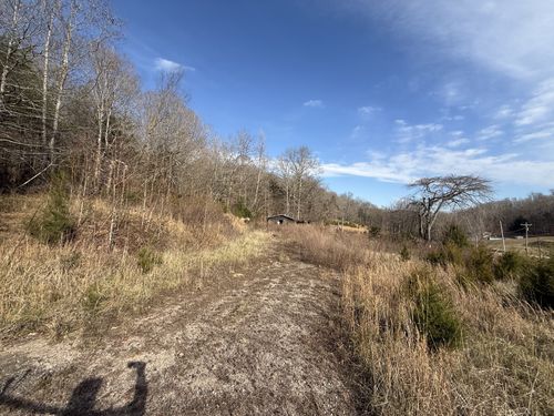 4819 Morrison Creek Rd, Clifton, TN, 38425-5226 | Card Image