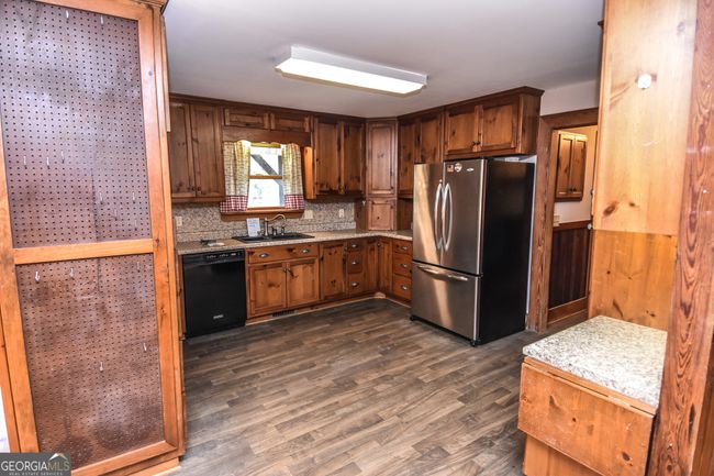 17650 Highway 18, House other with 2 bedrooms, 3 bathrooms and null parking in ZEBULON GA | Image 11