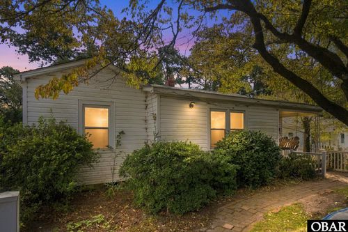 947 N Highway 64, Manteo, NC, 27954 | Card Image