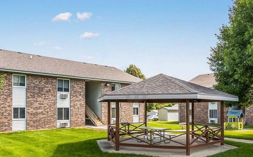 918 E 17th Street, Other, IA, 50211 | Card Image