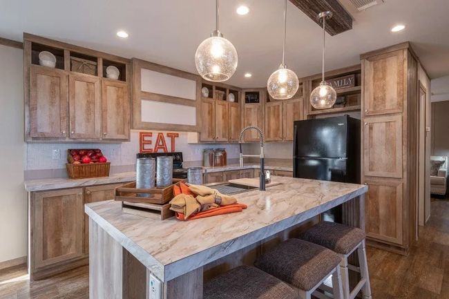 18105 County Rd, House other with 3 bedrooms, 2 bathrooms and null parking in Stanton TX | Image 8
